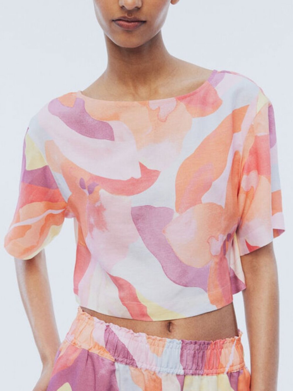 H&M Women Medium Boho Chic Summer Linen Blend Button Back Crop Top Blouse